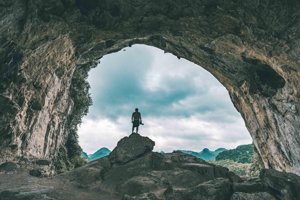 the World of Caves - Mysterious Places
