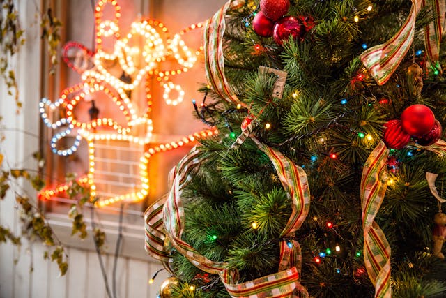 🎄 الكريسماس: العيد اللي كسر الحدود