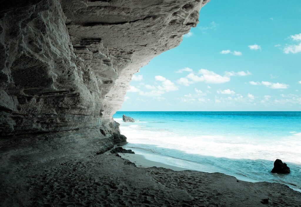 Top 10 Hidden Beaches in Egypt You Probably Haven’t Heard Of