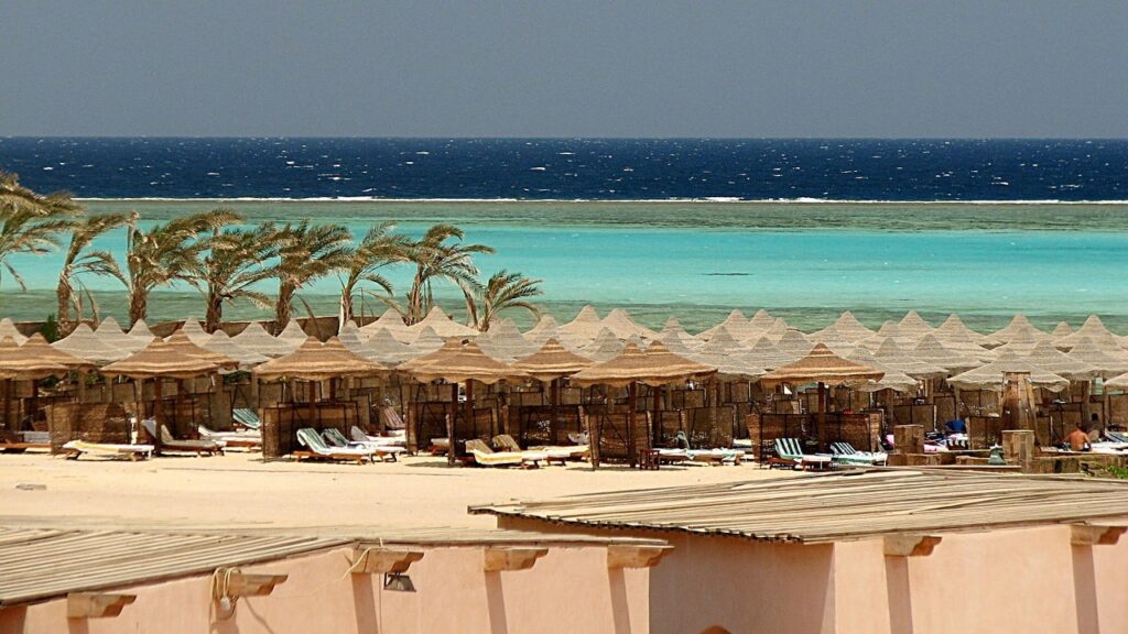 Top 10 Hidden Beaches in Egypt You Probably Haven’t Heard Of