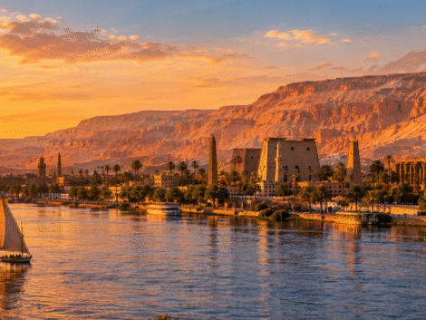 Best things to do in Luxor Egypt with Nile and West Bank cliffs